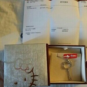 Hello Kitty silver key necklace